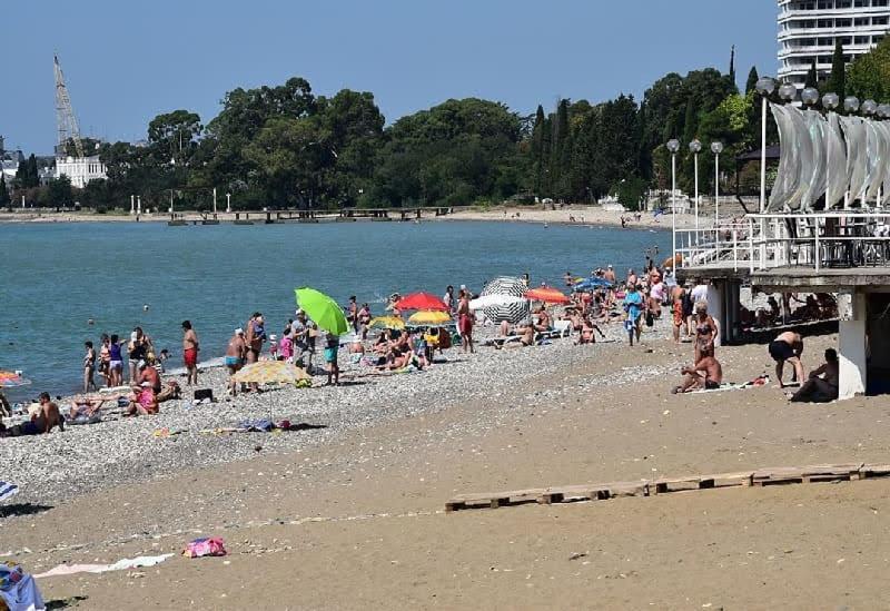 Гостевой Дом «Green Garden» Sukhumi Exterior foto